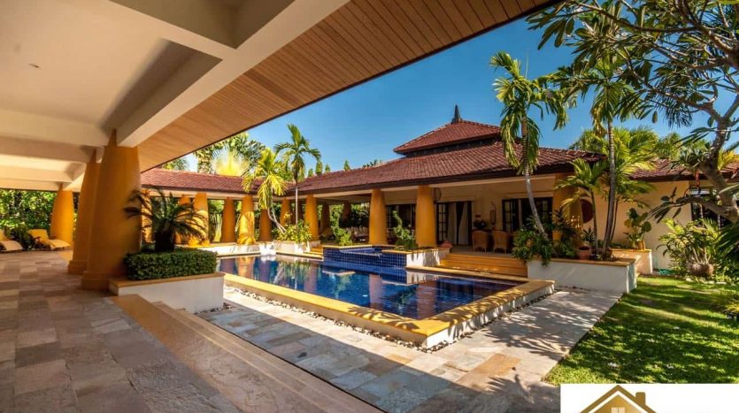 Sanuk Residence - Stunning Bali Style Private Pool Villa Hua Hin