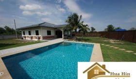 Absolute Bargain Pranburi Pool Villa On A 6 Rai Plot