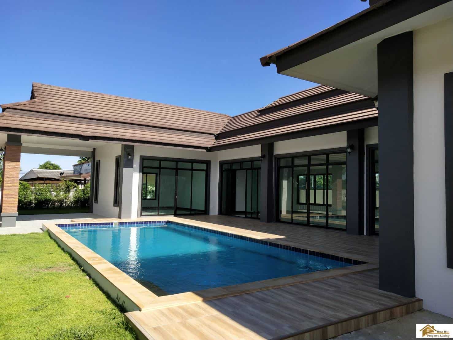 Modern Style 3 Bed Pool Villa For Sale Hua Hin