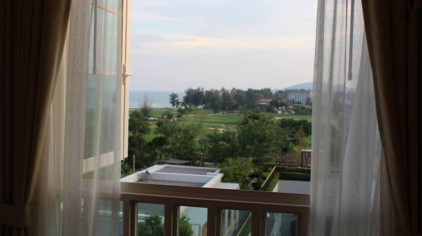 Stunning Golf Course & Sea View Condo For Sale Hua Hin