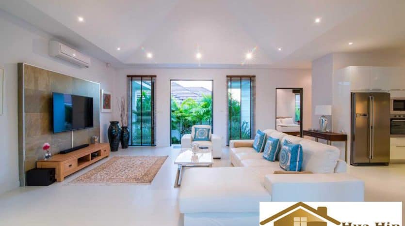Modern High Quality 4 Bed Pool Villa In Hua Hin With Many Upgrades