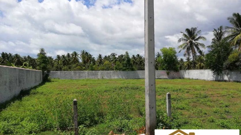Nicely Shaped Sam Roi Yod Land Plot For Sale 500m To Dolphin Bay Beach