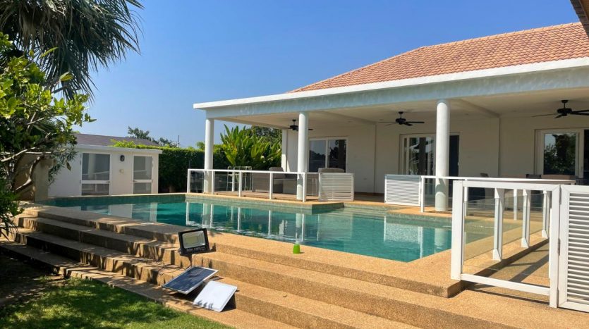 Hua Hin 3 Bed Private Pool Villa On A Corner Plot With Extended Living Areas