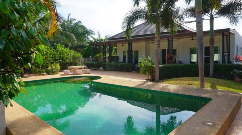 Pranburi Pool Villa For Sale On A Nice Sized Plot With Private River Frontage (11)