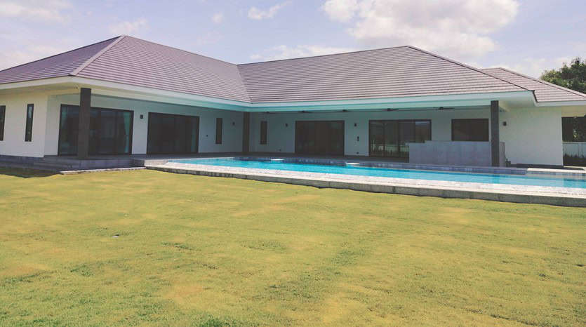 Ready to Move Fully Furnished 4 Bed Pool Villa for Sale in Hua Hin