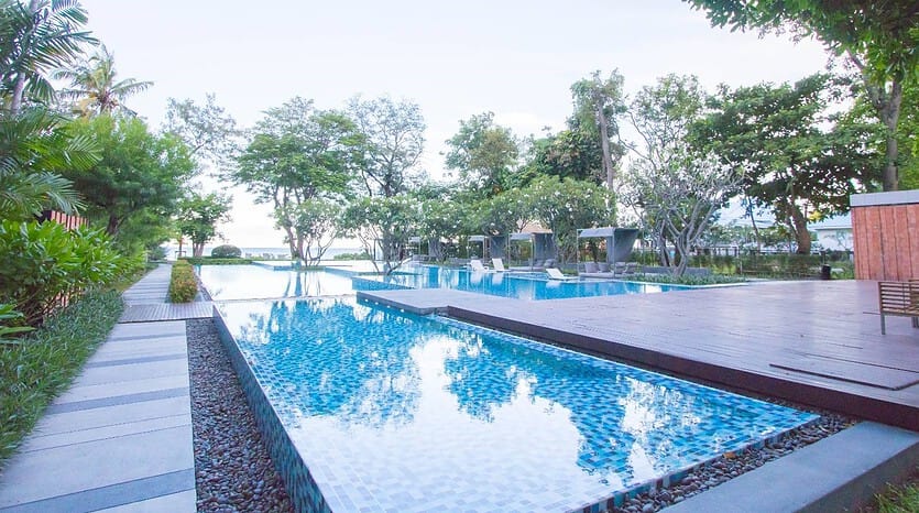 Beachfront San Dao Condo Hua-Hin for Sale