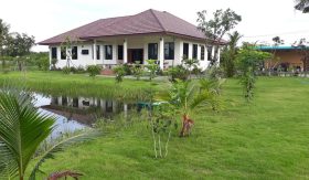 Spacious House for Sale in Hua Hin’s Hin Lek Fai Area on a Large Land Plot