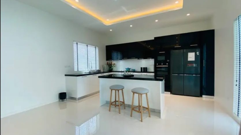 Baan Aria 3 – Premium Pool Villa for Sale in Hua Hin