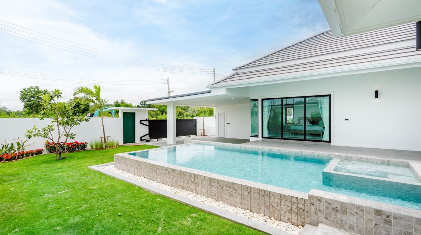 Botanica Hua Hin Top Quality Furnished House With Pool For Sale