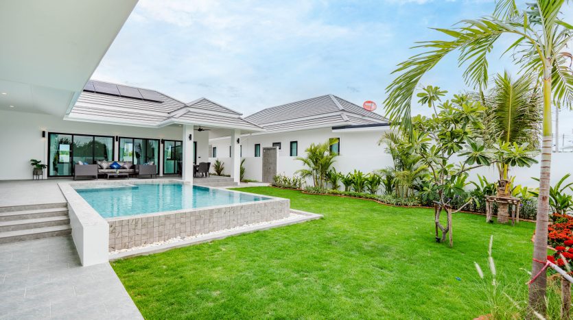 Botanica Hua Hin Top Quality Furnished House With Pool For Sale