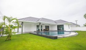 Highland Villas 3 Hua Hin Luxury Pool Villa For Sale Near Black Mountain Golf