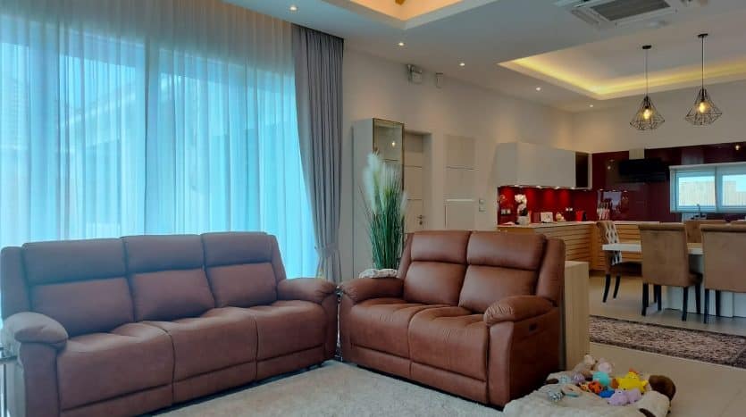 Fully Furnished Baan Phu Thara 3 Bed, 2 Bath Luxury Villa for Sale in Hua Hin