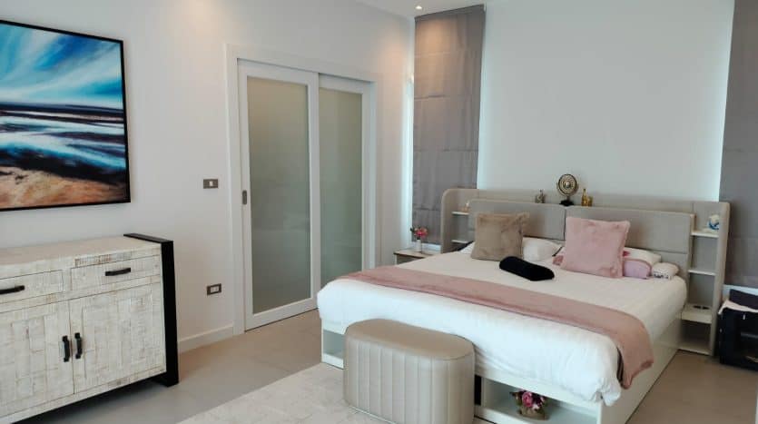 Fully Furnished Baan Phu Thara 3 Bed, 2 Bath Luxury Villa for Sale in Hua Hin