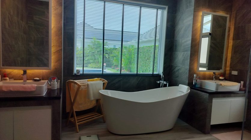 Fully Furnished Baan Phu Thara 3 Bed, 2 Bath Luxury Villa for Sale in Hua Hin