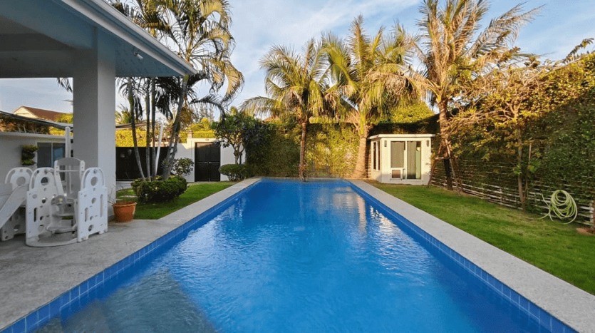 Luxurious 3-Bedroom Pool Villa for Sale in Smart House Valley, Hua Hin