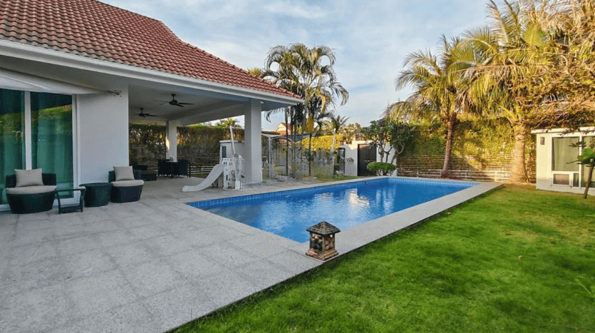 Luxurious 3-Bedroom Pool Villa for Sale in Smart House Valley, Hua Hin