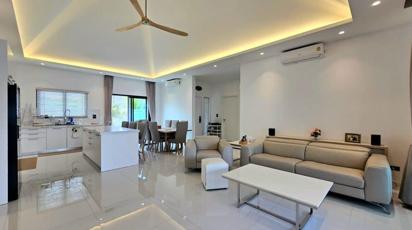 The Clouds 2 Premium Pool Villa for Sale in Hua Hin Soi 70