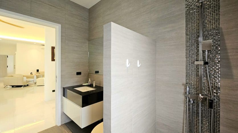The Clouds 2 Premium Pool Villa for Sale in Hua Hin Soi 70