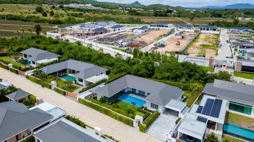 Spacious 3-Bedroom Pool Villa in Hua Hin for Sale at Hillside Hamlet 8