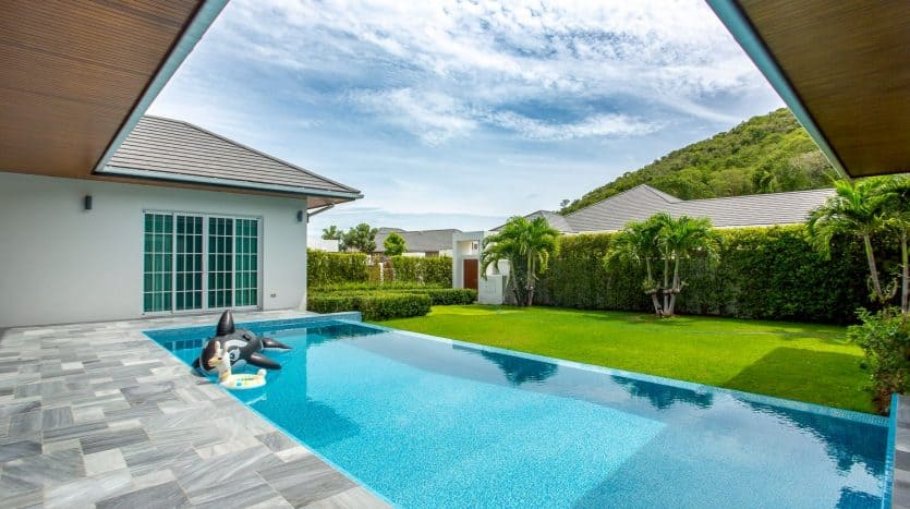 Spacious 3-Bedroom Pool Villa in Hua Hin for Sale at Hillside Hamlet 8