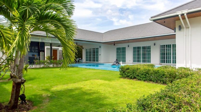 Spacious 3-Bedroom Pool Villa in Hua Hin for Sale at Hillside Hamlet 8