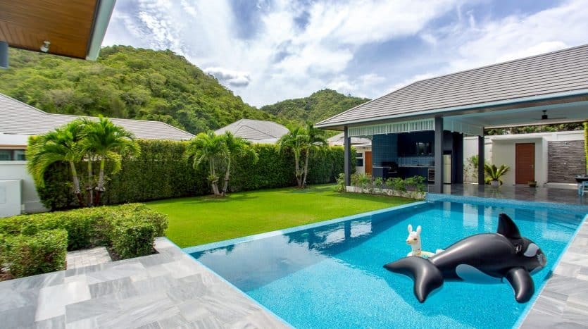 Spacious 3-Bedroom Pool Villa in Hua Hin for Sale at Hillside Hamlet 8