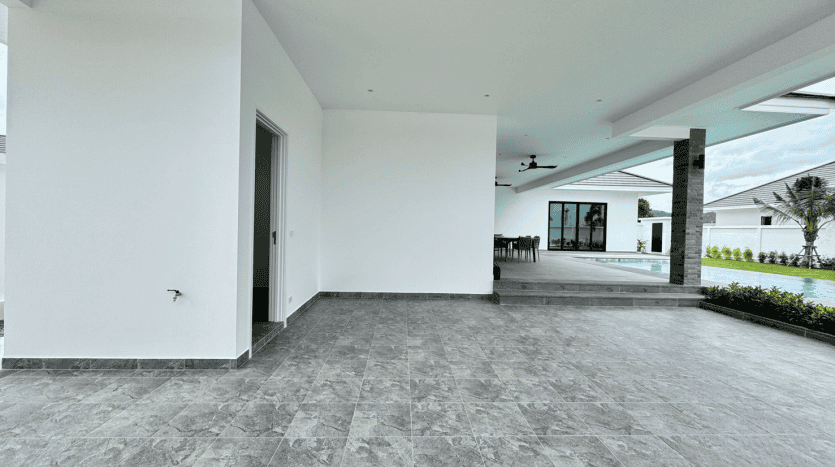 Brand New Luxury 3-Bedroom Pool Villa for Sale in Hua Hin Town