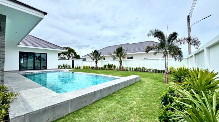 Brand New Luxury 3-Bedroom Pool Villa for Sale in Hua Hin Town