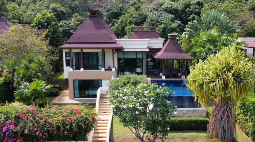 Fully Furnished Balinese Pool Villa with Sea View for Sale Hua Hin